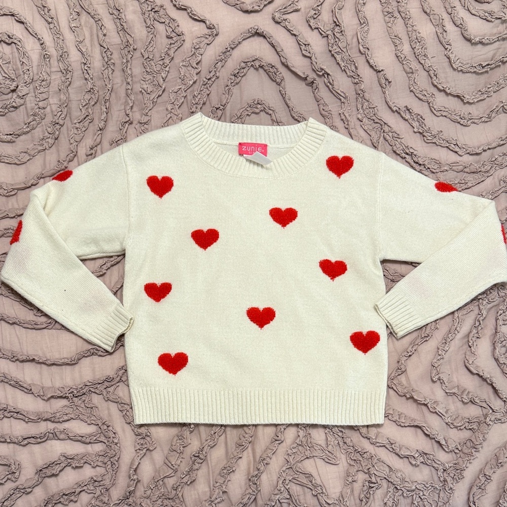 Zunie Ivory Sweater with Red Heart Accents